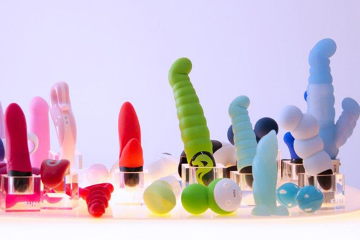 Sex Toys – Give Yourself A Hand